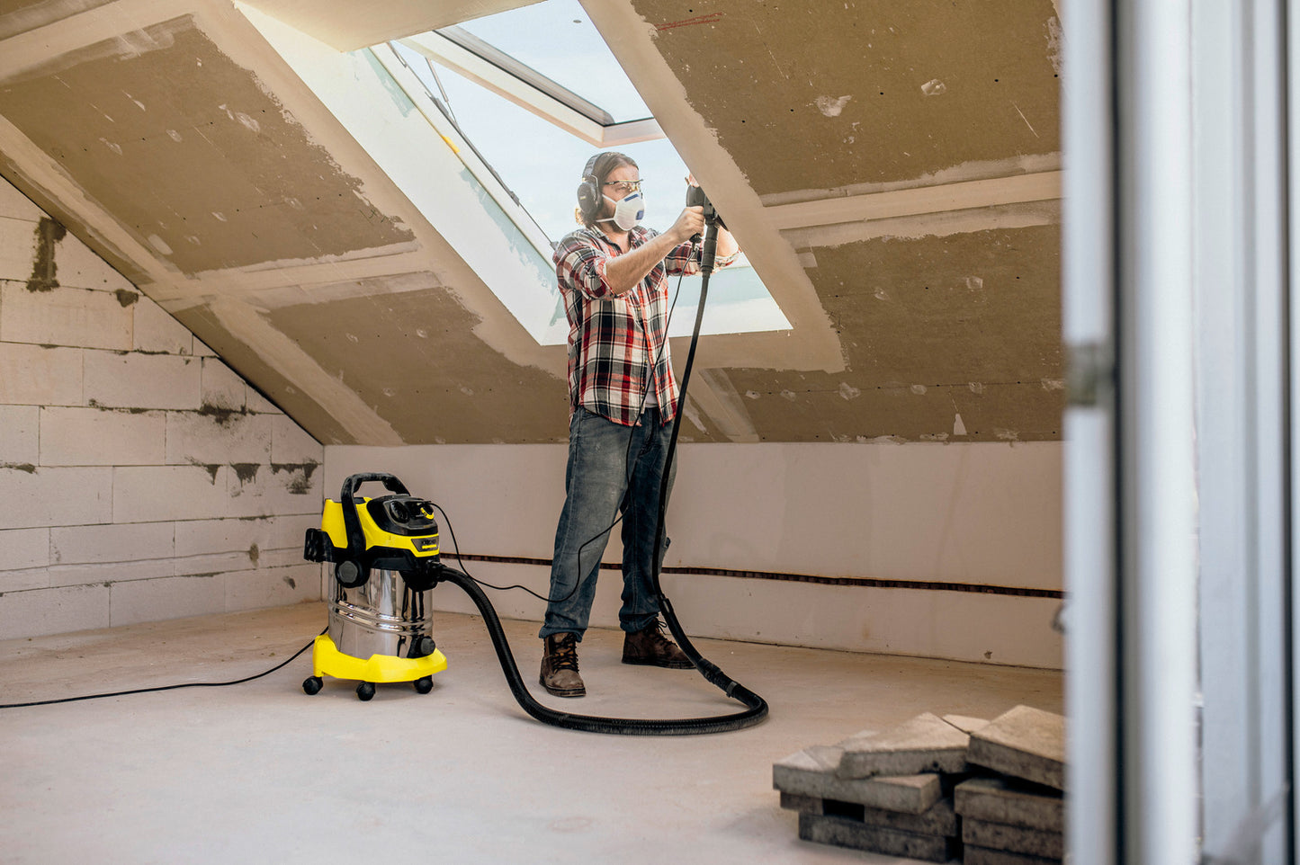 KARCHER WD 6 PS V-30/6/22 T Wet and Dry Vacuum Cleaner