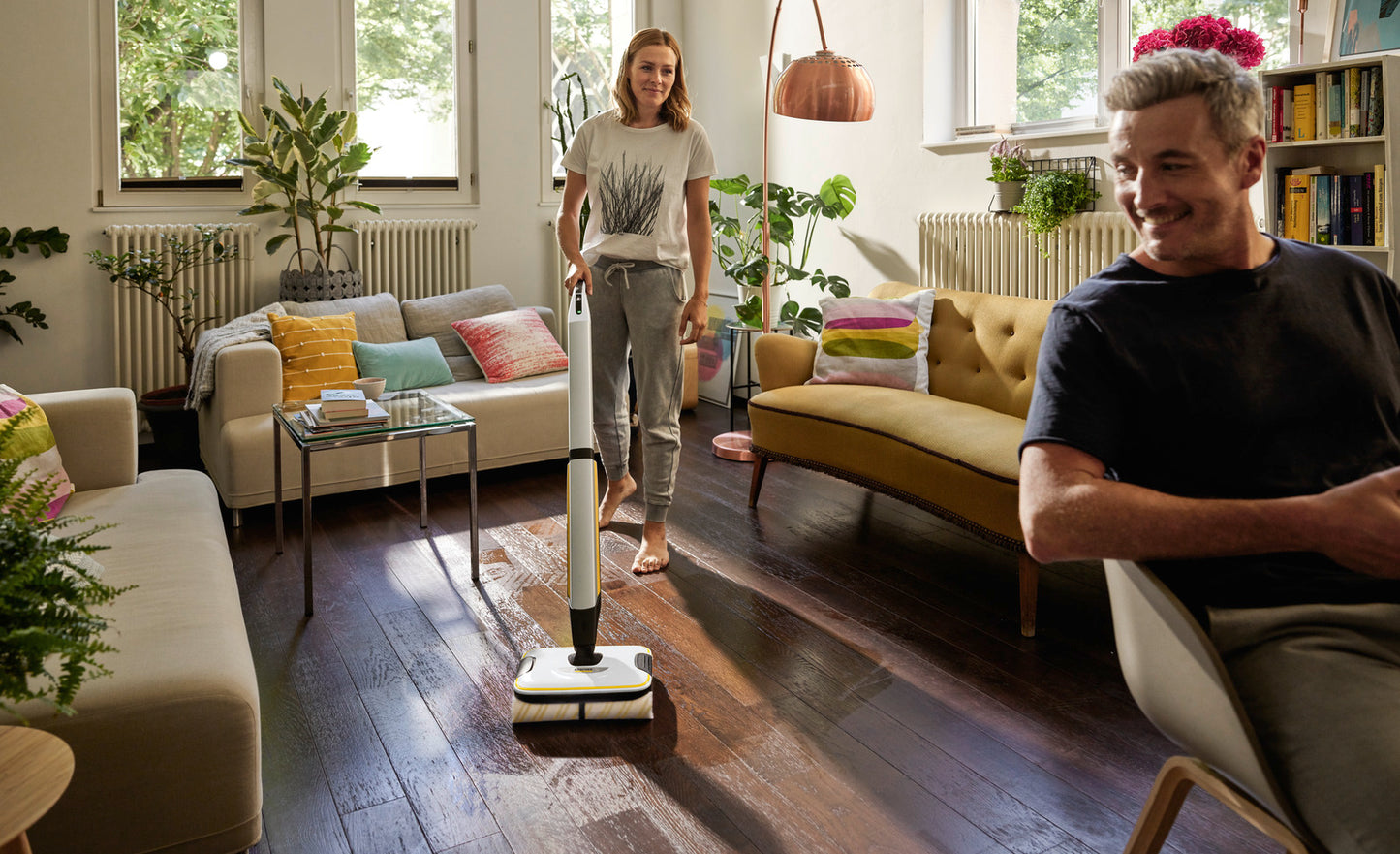 KARCHER FC 7 Cordless Vacuum Cleaner and Floor Scrubber