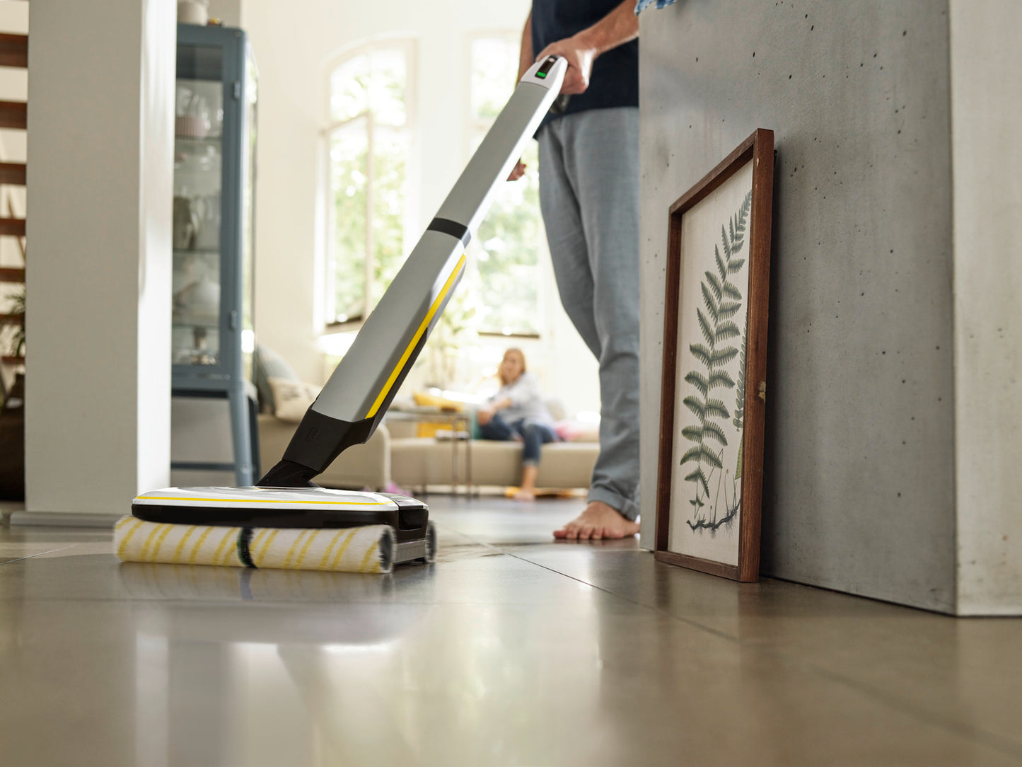 KARCHER FC 7 Cordless Vacuum Cleaner and Floor Scrubber