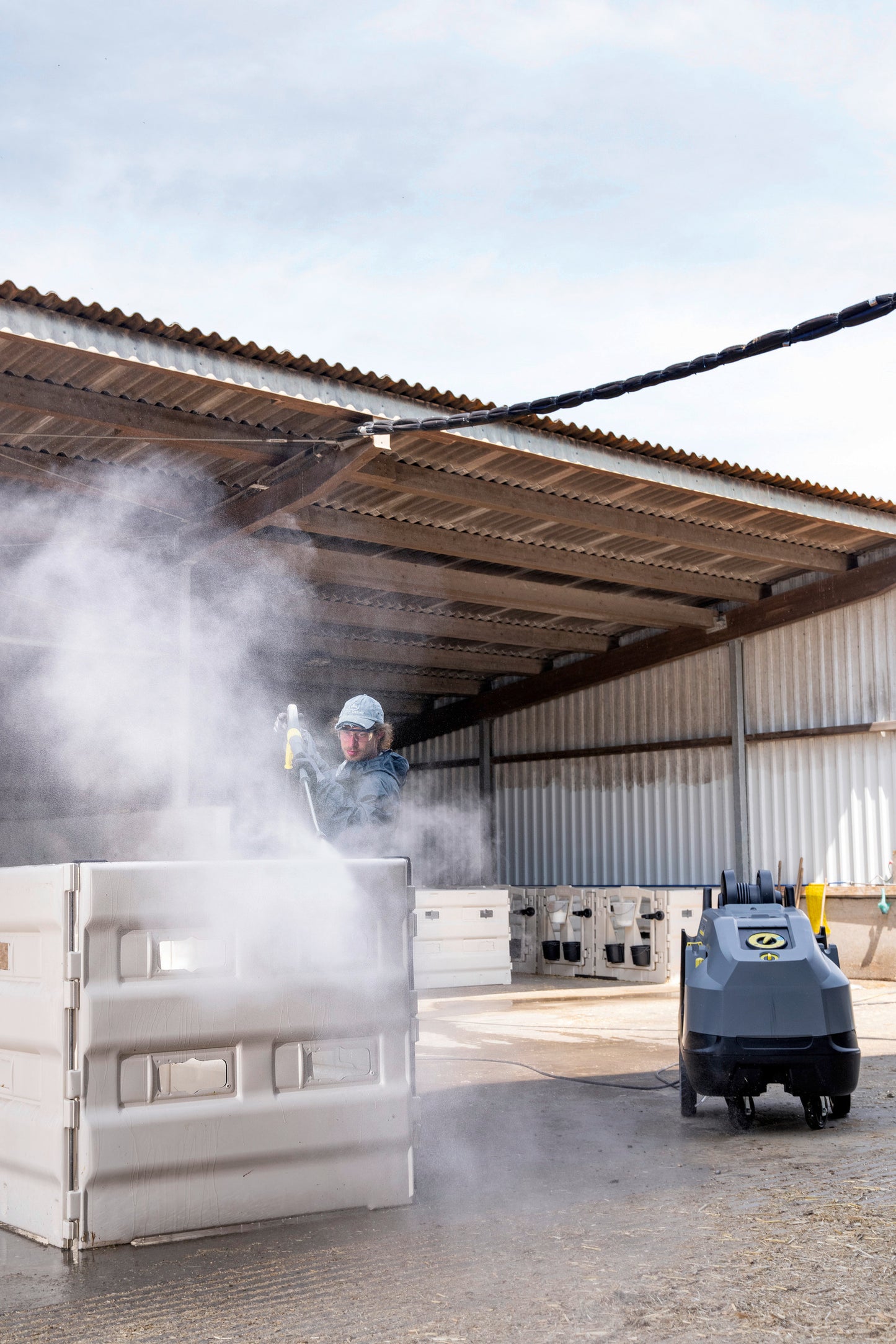 KARCHER HDS 13/20-4 S – Hot Water High Pressure Washer, Super Class